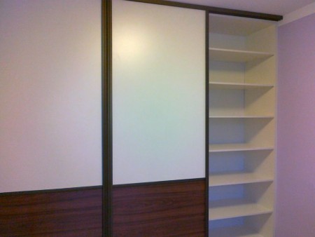 Posuvné dveře ASTIN.